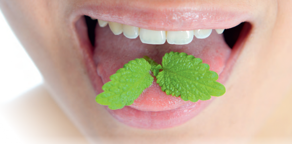 halitoza; fot. istockphoto