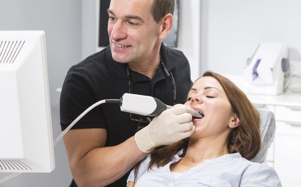 Elektromiograficzna ocena napięcia mięśni; fot. istockphoto