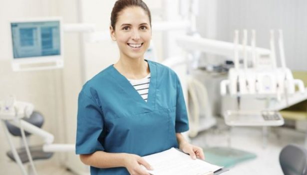 Zmiany flory mikrobiologicznej jamy ustnej u dzieci