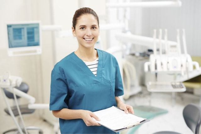 Zmiany flory mikrobiologicznej jamy ustnej u dzieci