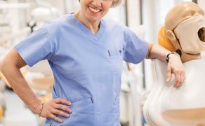 Dr hab. n. o zdr. Joanna Kobza: Stomatologia wciąż niedoceniana