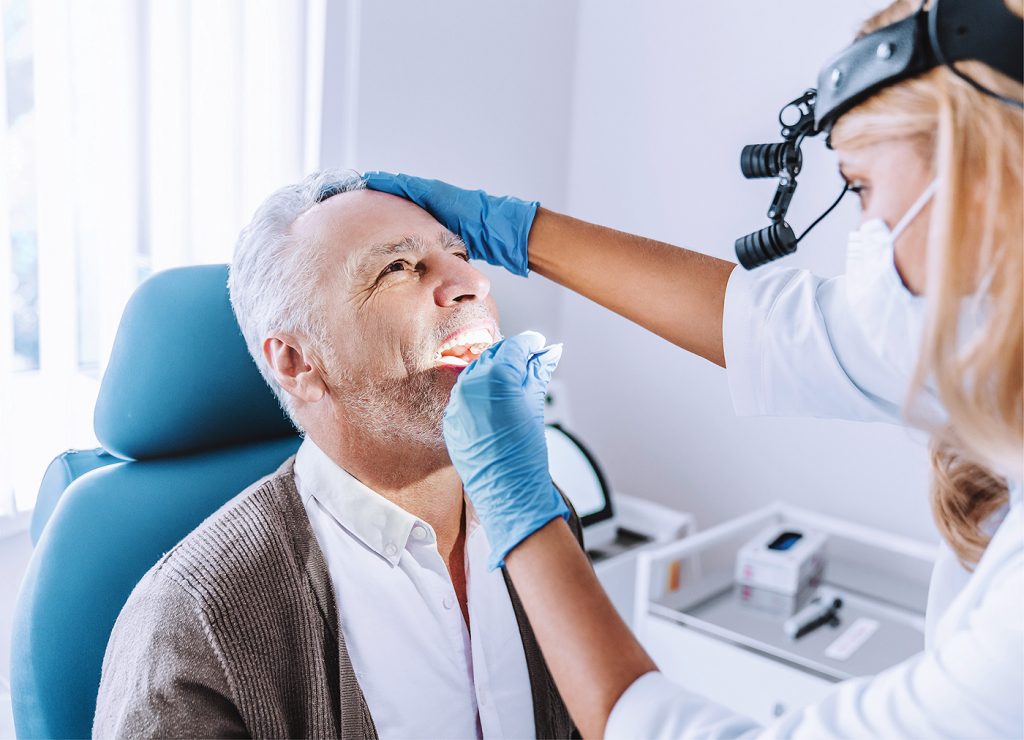 TPS_7-8_21_perodontologia_edyta_poloczek_gzocha_anna_zawilska_CZARNY_WLOCHATY_JEZYK_iStock-1266812277