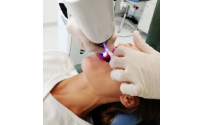 Fot. 8. Skanowanie odcinka bocznego jamy ustnej