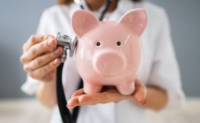 wynagrodzenie lekarzy stażystów