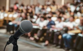 FDI kongres w Paryżu i w Sydney