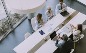 spotkanie konsultacyjne; fot. iStock