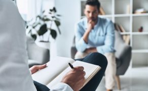 szkolenie z psychoterapii; fot. iStock