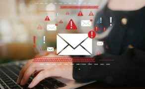 Oszuści podszywają się pod ZUS; fot. iStock