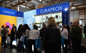 Stoisko firmy Curaprox