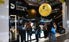 Stoisko firmy Dentsply Sirona