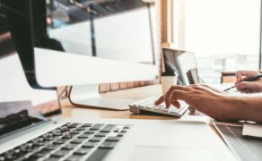 Obowiązek przekazywania informacji ; fot. iStock